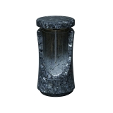 Grablampe aus Granit Labrador